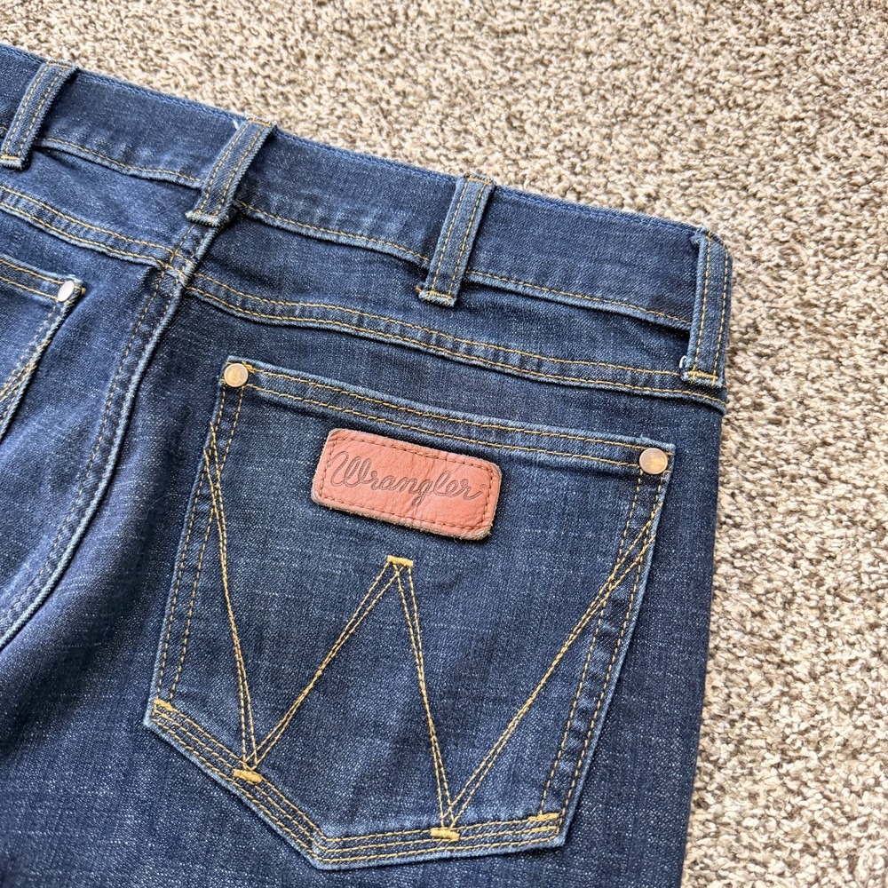 Wrangler Retro Slim Boot Jeans Dark Wash Size 32x35 Western Cowboy Stackable